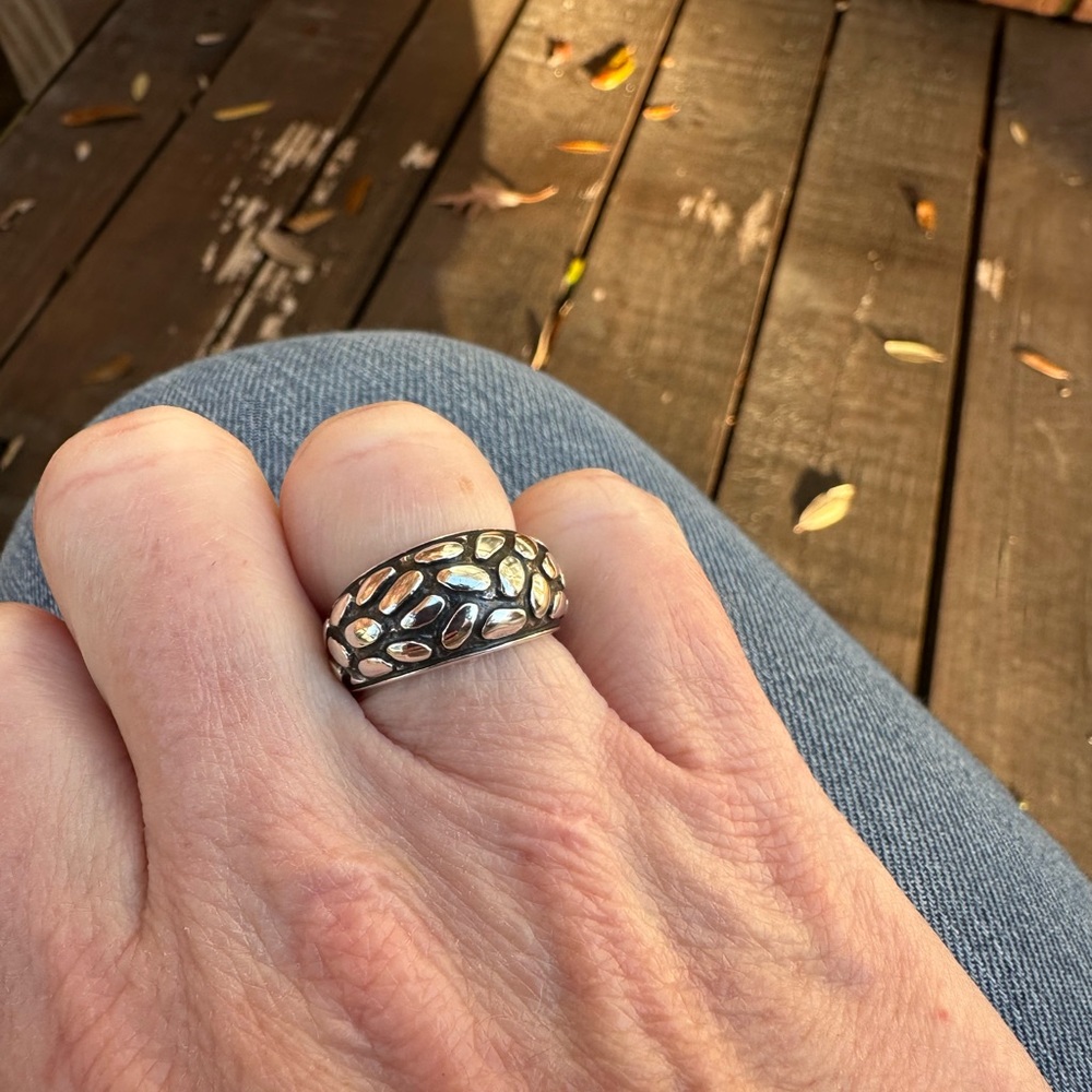Pebble Patterned Sterling Silver Ring - image 7